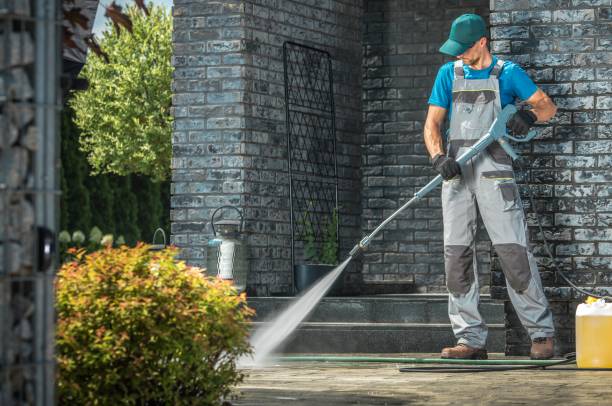 Best Factory Floor Cleaning  in Ferry Pass, FL