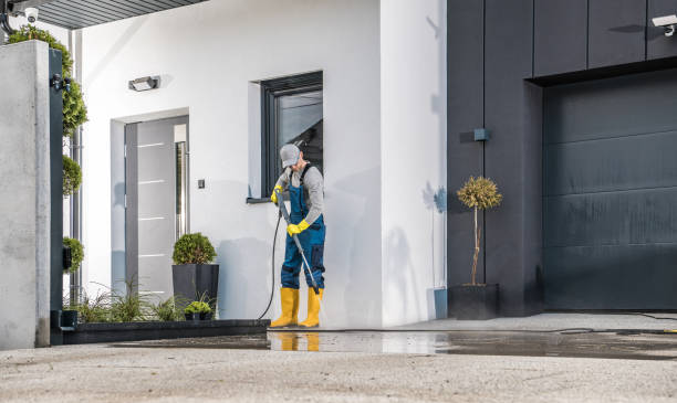 Best Oil Spill Cleanup  in Ferry Pass, FL